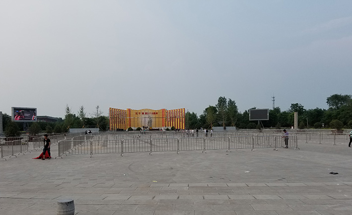 武漢不銹鋼鐵馬出租省心貼心
