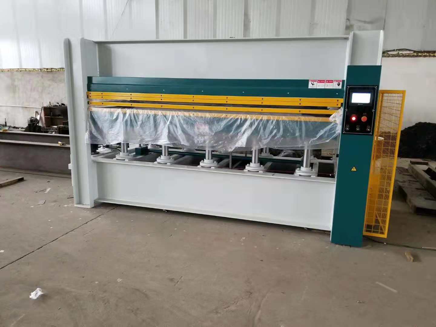 浙江湖州供應(yīng)木飾面*貼面熱壓機