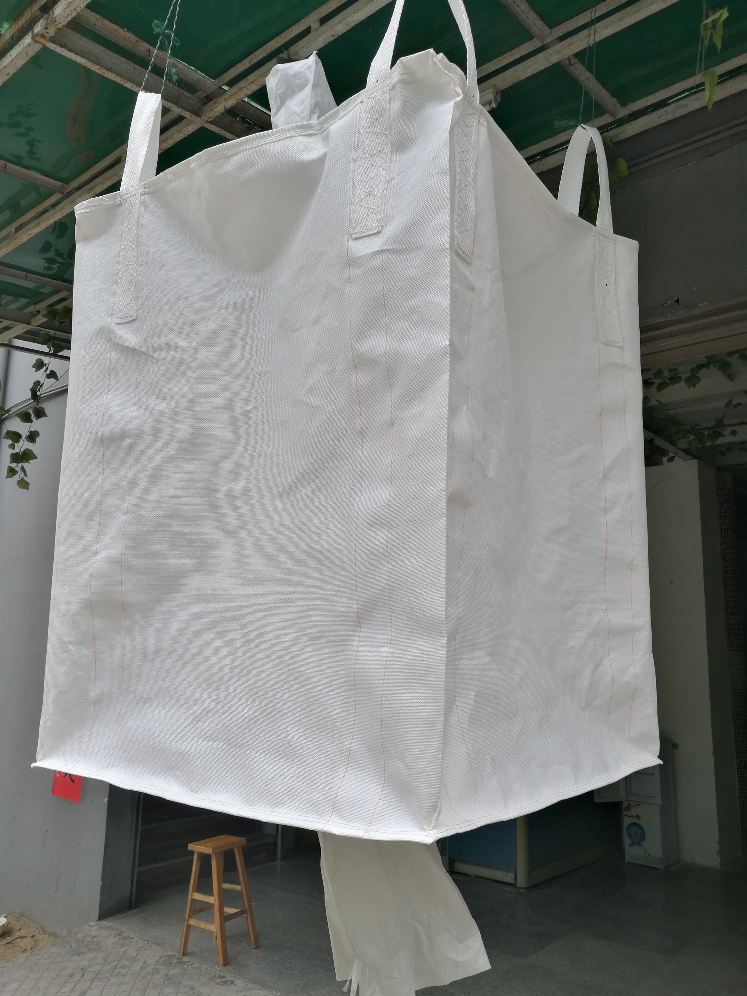 深圳威贏噸袋廠供貨揭陽(yáng)等地噸袋 上下料口噸袋進(jìn)料卸料