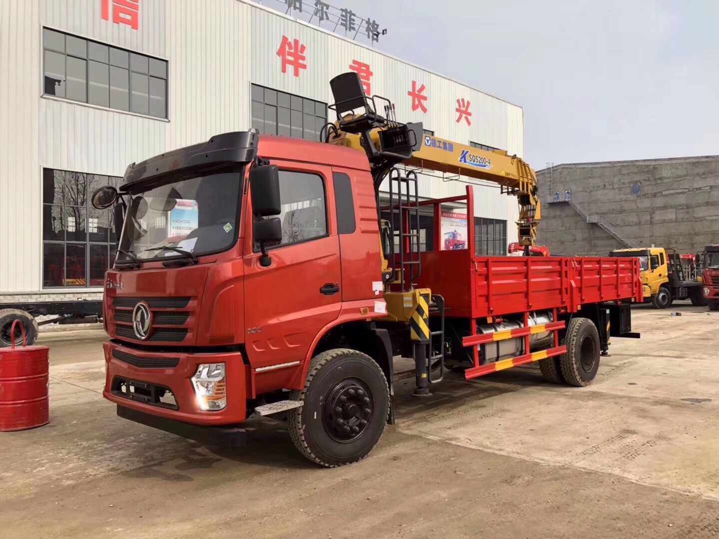 東風(fēng)專底徐工8噸隨車吊，廠家指導(dǎo)