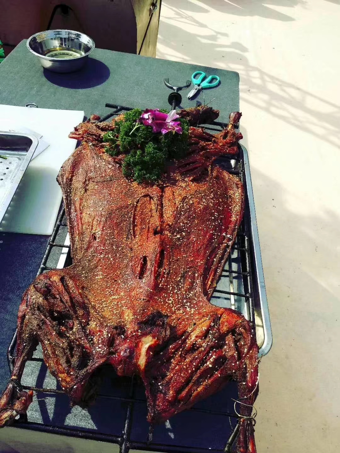 v 專承接：中式圍餐、自助餐、大盆菜