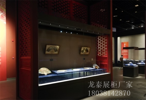 南海博物館展示柜木制烤漆古董柜定制廠家陶瓷收藏品展柜展廳設(shè)計(jì)加工安裝一體