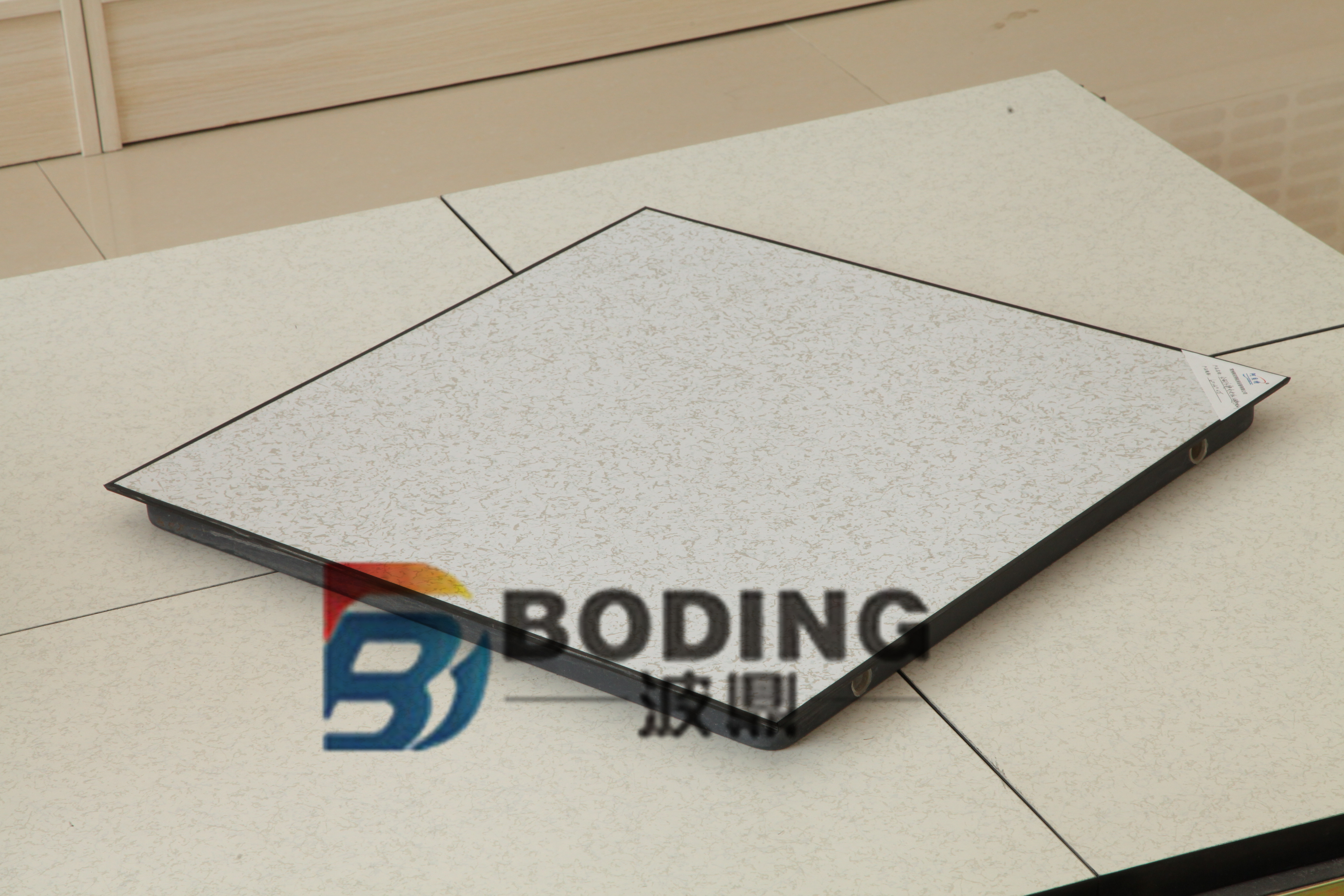 商丘PVC防靜電地板 商丘機房防靜電地板