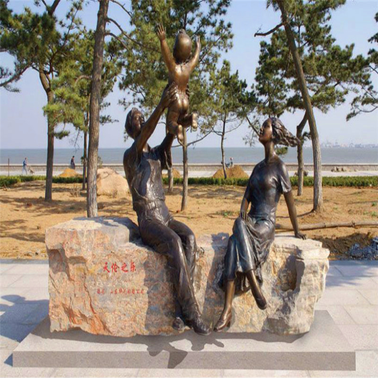 廣州公園廣場(chǎng)人物雕塑 佛山玻璃鋼人物雕塑廠家