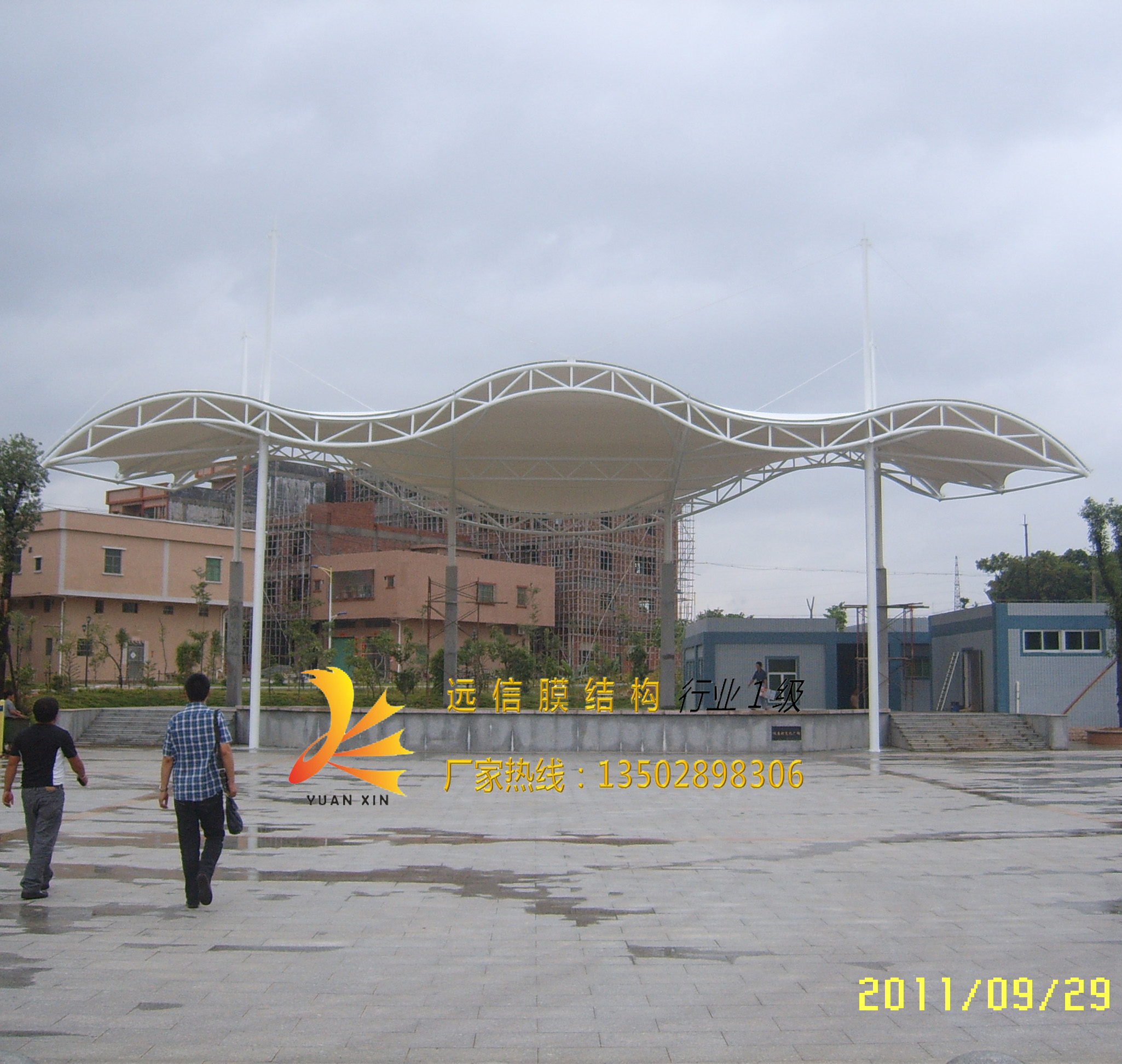 粵劇*舞臺張拉膜工程  歌舞表演膜結(jié)構(gòu)雨棚工程專業(yè)廠家 歌舞表演舞臺膜結(jié)構(gòu)