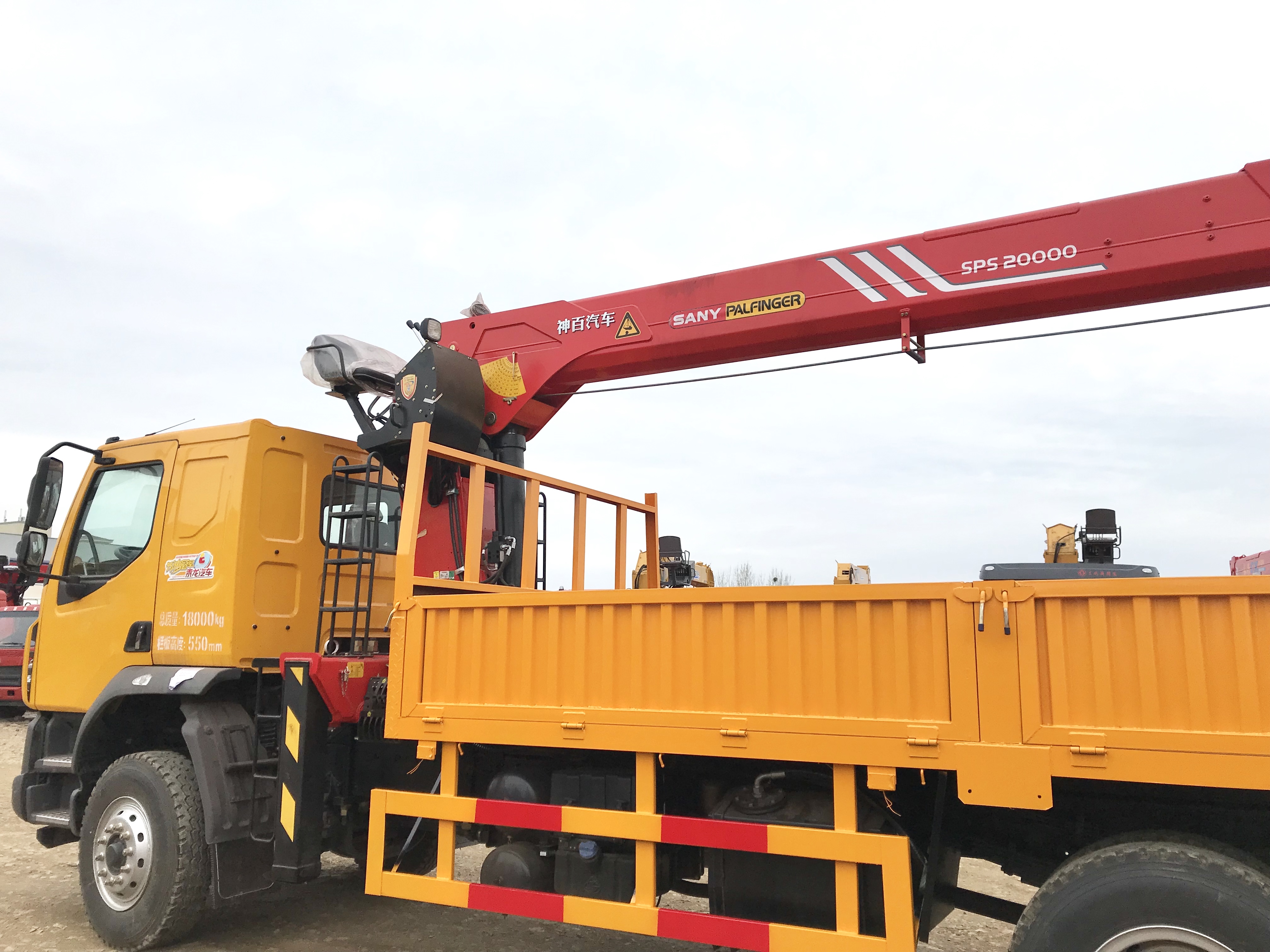 柳汽配三一8噸隨車吊供應(yīng)