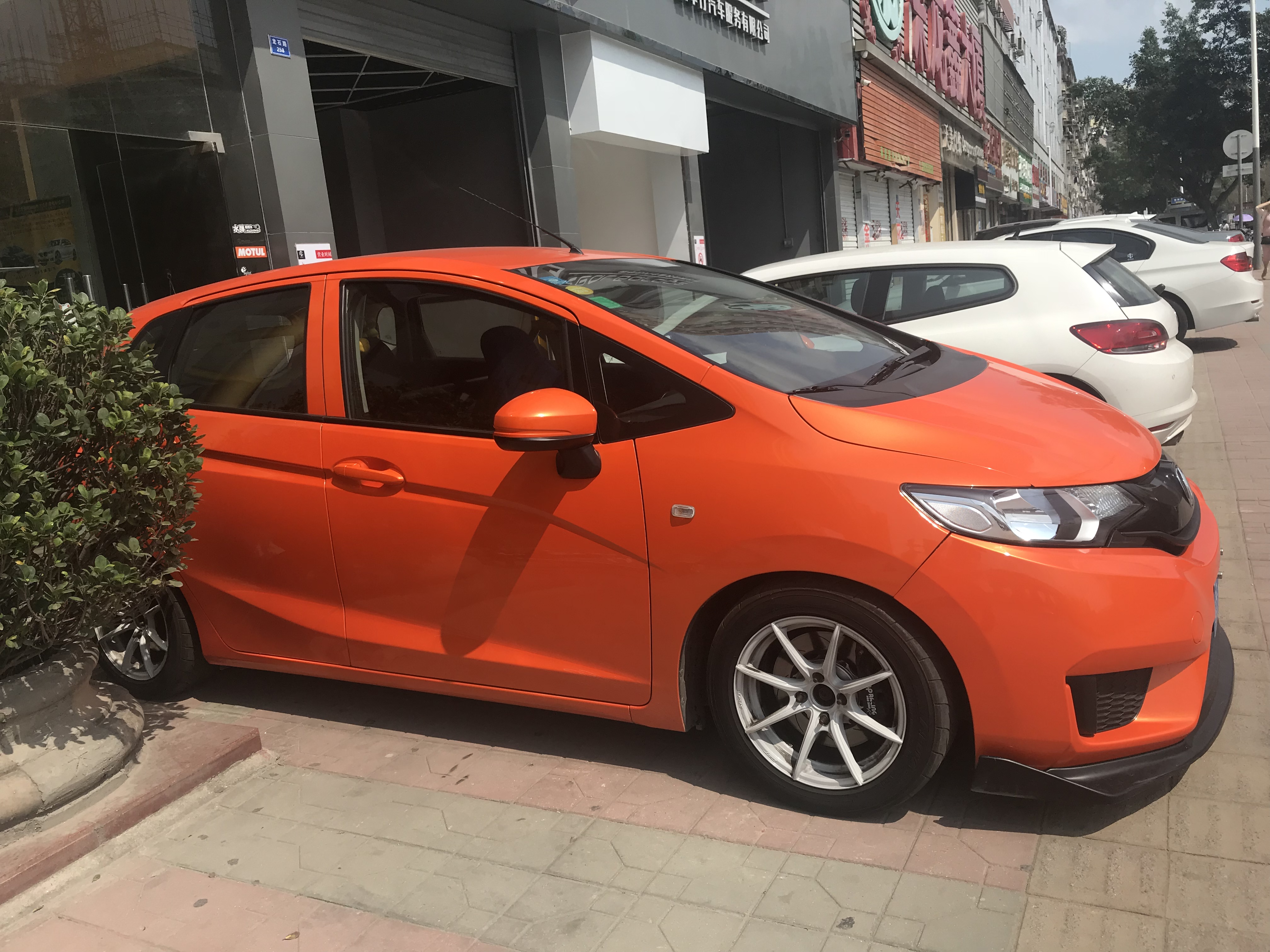 車(chē)精靈改裝飛度GK5升級(jí)AP9444小四Brembo鮑魚(yú)AMG剎車(chē)改裝批發(fā)升級(jí) AP剎車(chē)Brembo鮑魚(yú)剎車(chē)