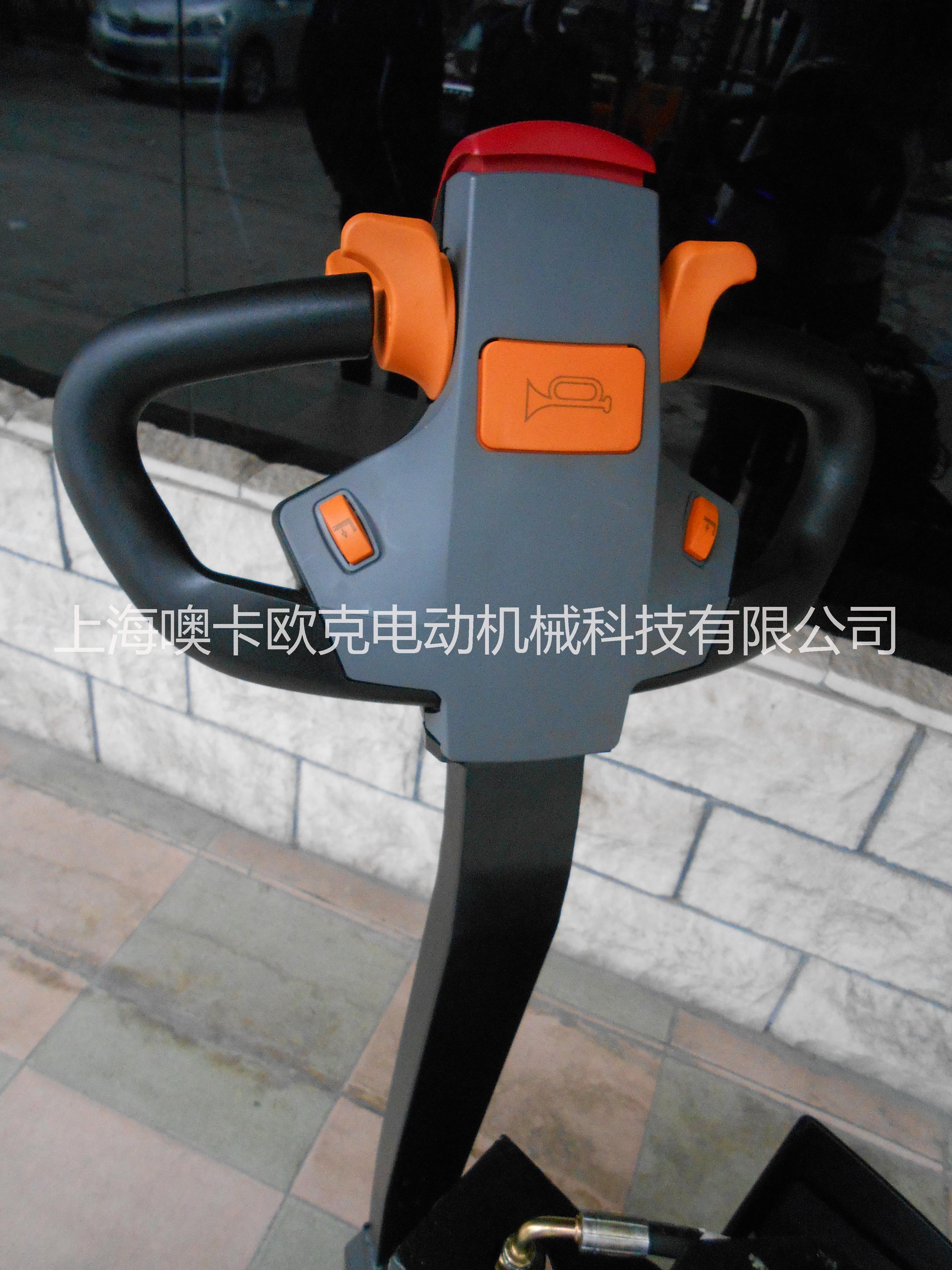 上海OK機(jī)械，倉(cāng)儲(chǔ)電動(dòng)搬運(yùn)車(chē)，操作簡(jiǎn)便，便于維護(hù)