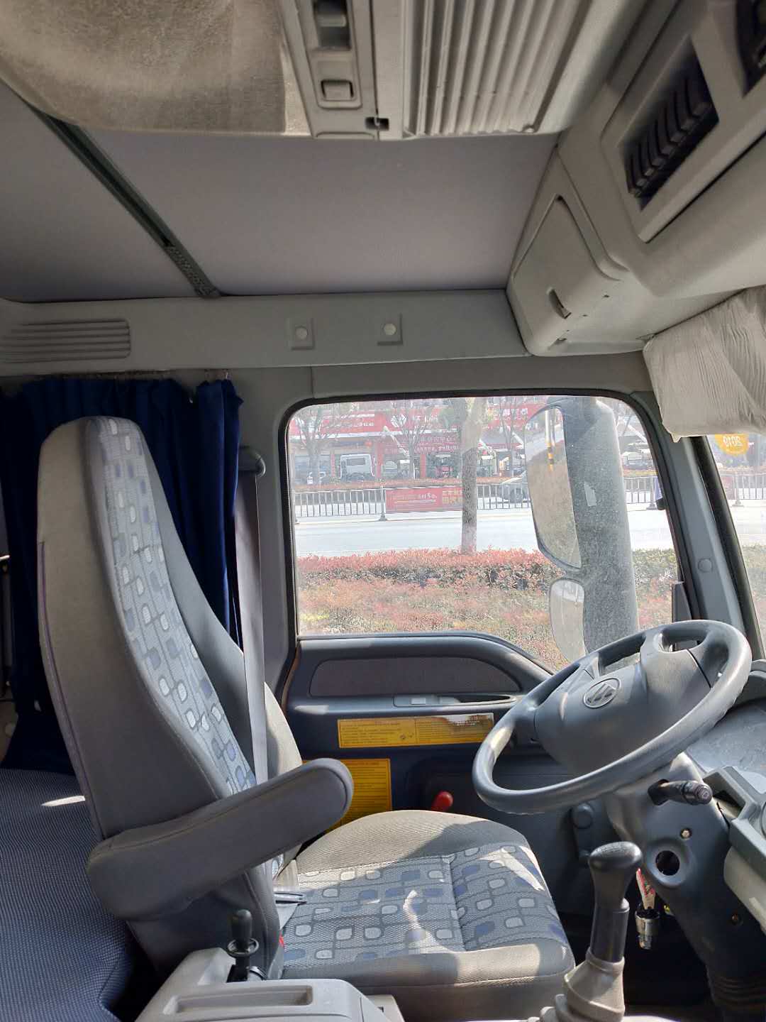 供應(yīng)庫存積壓福田雷薩12方攪拌車