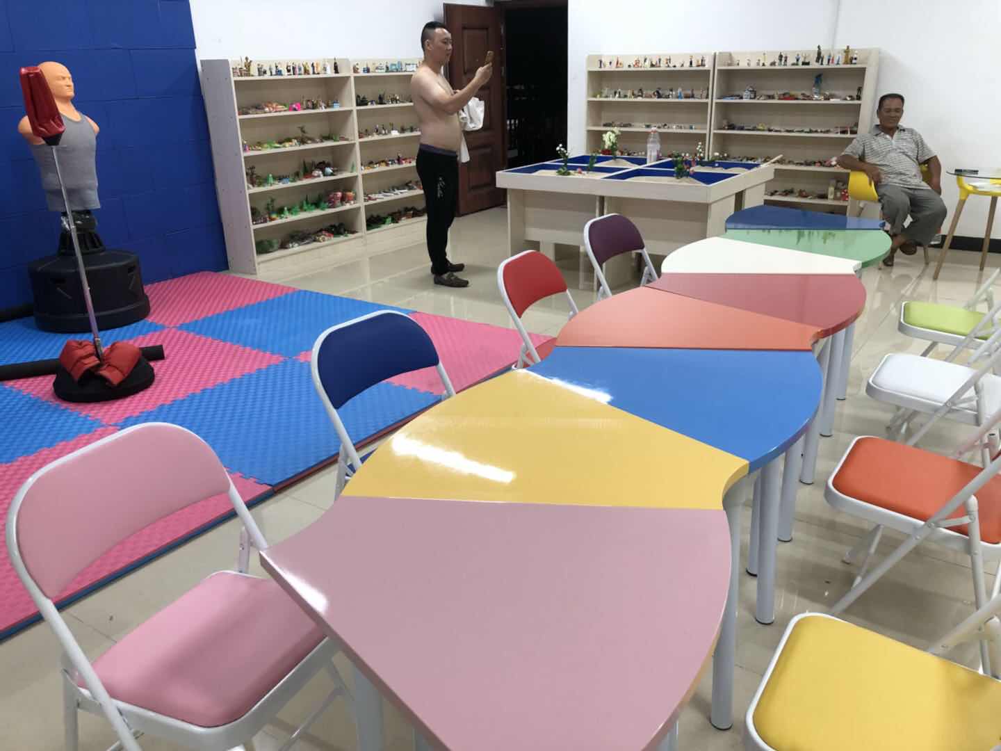 團體活動桌價格（團體活動室）