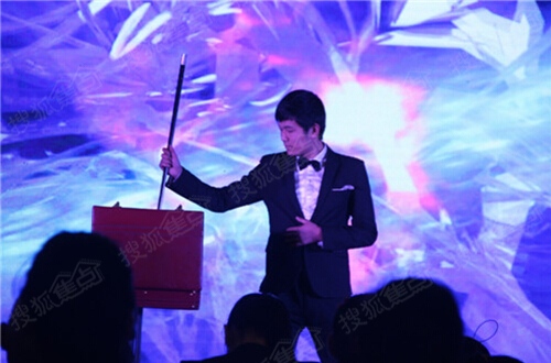 滄州小丑表演_滄州小丑魔術(shù)_小丑氣球