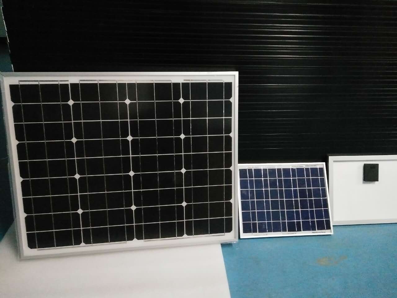 30W40W單晶太陽能電池板 易于安裝 太陽能路燈照明