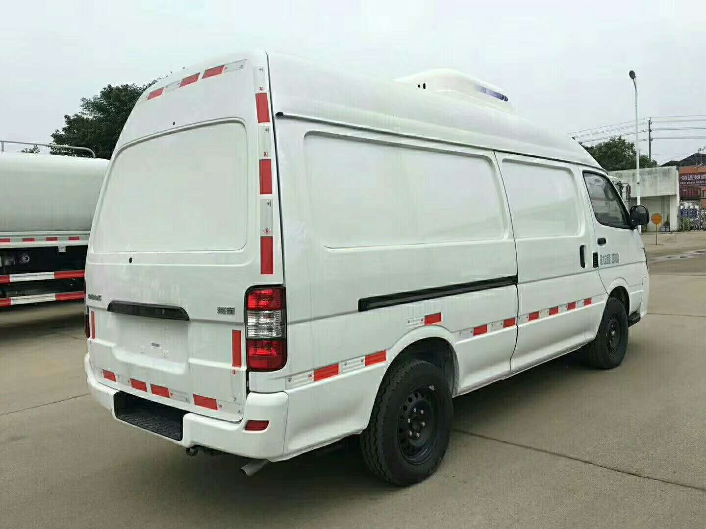 小型金杯冷藏車圖片廠家直銷