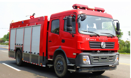 干粉泡沫消防車供應(yīng),水罐消防車，消防車價格，消防車廠家