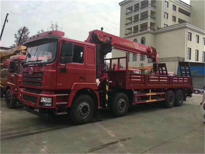 *后八多功能隨車(chē)吊