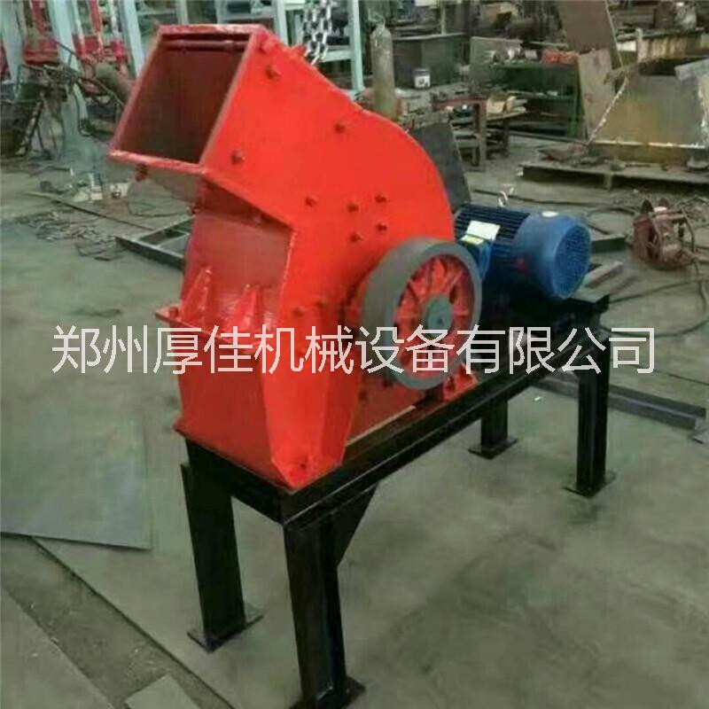 礦山小型錘破碎石機(jī) 建筑垃圾石頭粉碎機(jī) 煤矸石錘式破碎機(jī) 小型錘式破碎機(jī)