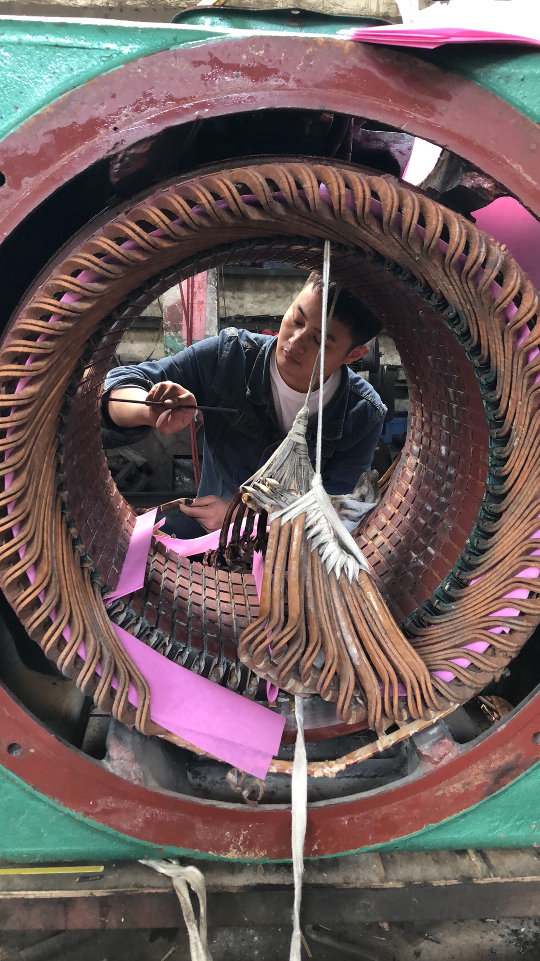 供應(yīng)廣東直流電機修理廠-專業(yè)維修電話