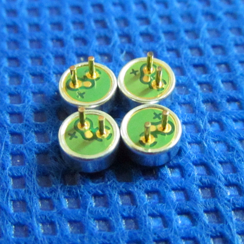 雙電容背極式抗干擾4015帶針咪頭4MM*1.5MM 背極式抗干擾4015插件咪頭