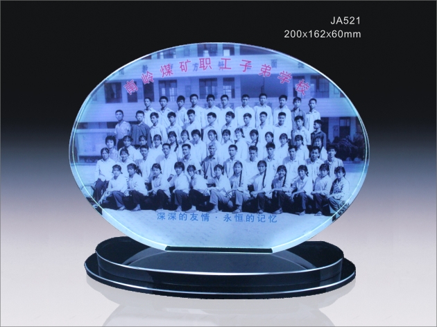 同學(xué)聚會(huì)紀(jì)念品，同學(xué)畢業(yè)照片水晶內(nèi)雕擺件定制，創(chuàng)意禮品
