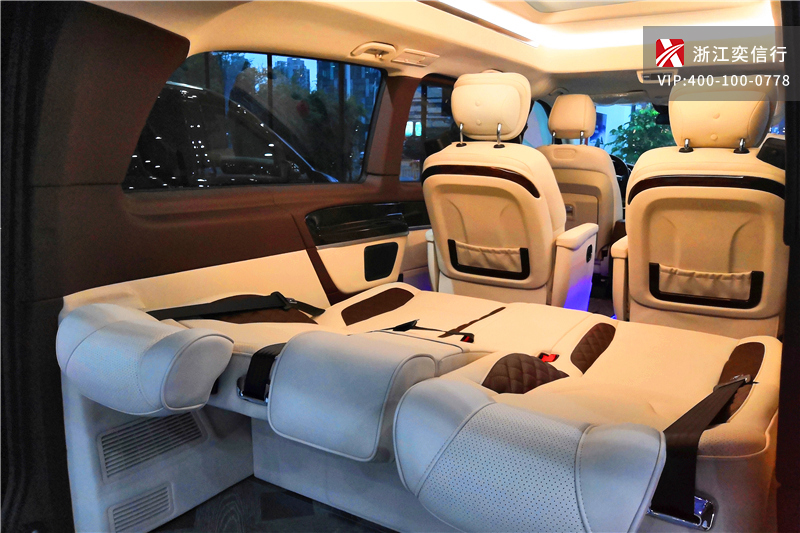 奔馳V-雅米版V260L定制升級(jí)，豪華商務(wù)旅居房車，5門7座大空間