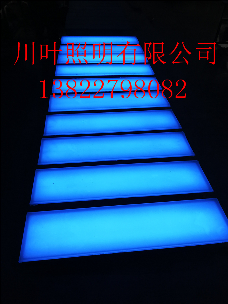 24V 音樂地磚燈專為商場/公園/廣場/兒童樂園增加無限樂趣.專業(yè)定制地磚燈廠家.
