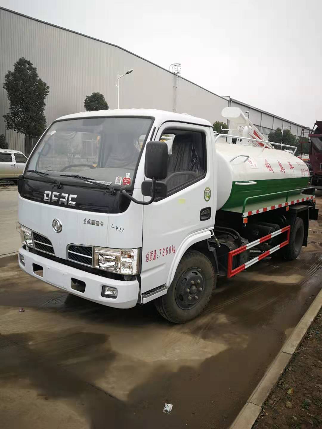 廠家直銷東風(fēng)多利卡4.2方吸糞車