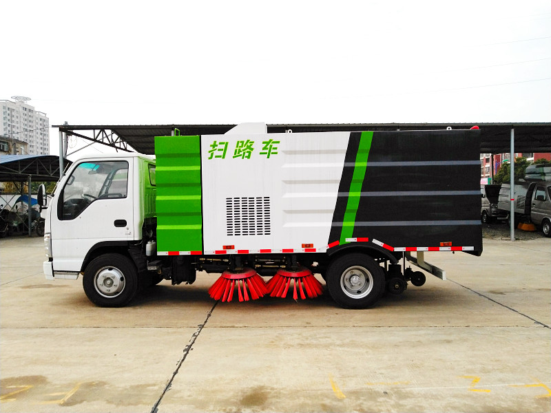 江西五十鈴掃路車報價.江西五十鈴小型掃路車價格.江西五十鈴道路清掃車廠家促銷