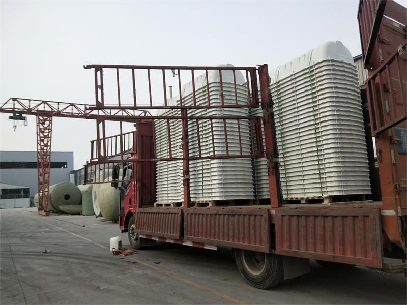 供應(yīng)玻璃鋼化糞池農(nóng)村家用