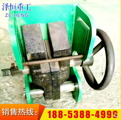 起重機(jī)電動夾軌器龍門吊防風(fēng)夾軌器起重機(jī)防風(fēng)夾手動軌道夾子