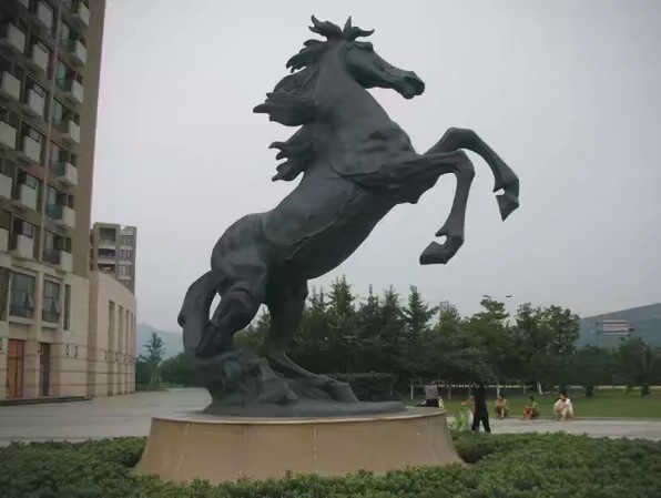 馬到成功騰飛銅馬制作廠家河北天順雕塑