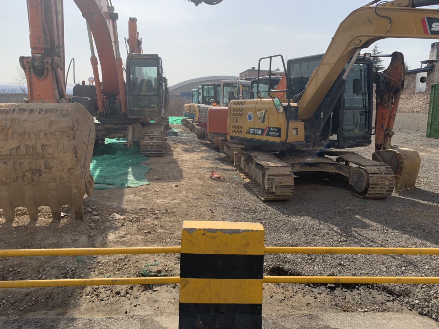 西安小挖掘機出租