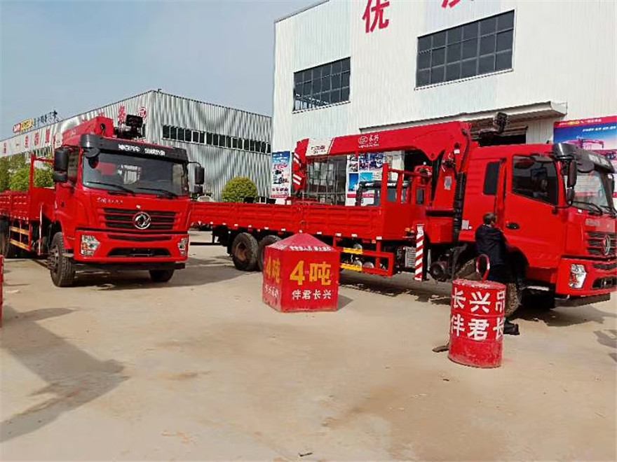 東風(fēng)后八輪長興隨車吊多少錢