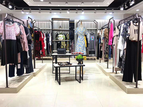 品牌女裝折扣店加盟-蜂后國際-專柜-聯(lián)系方式