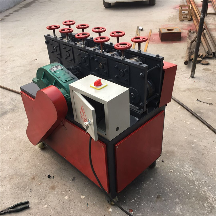 供應(yīng)新型鋼管調(diào)直機(jī)廠家