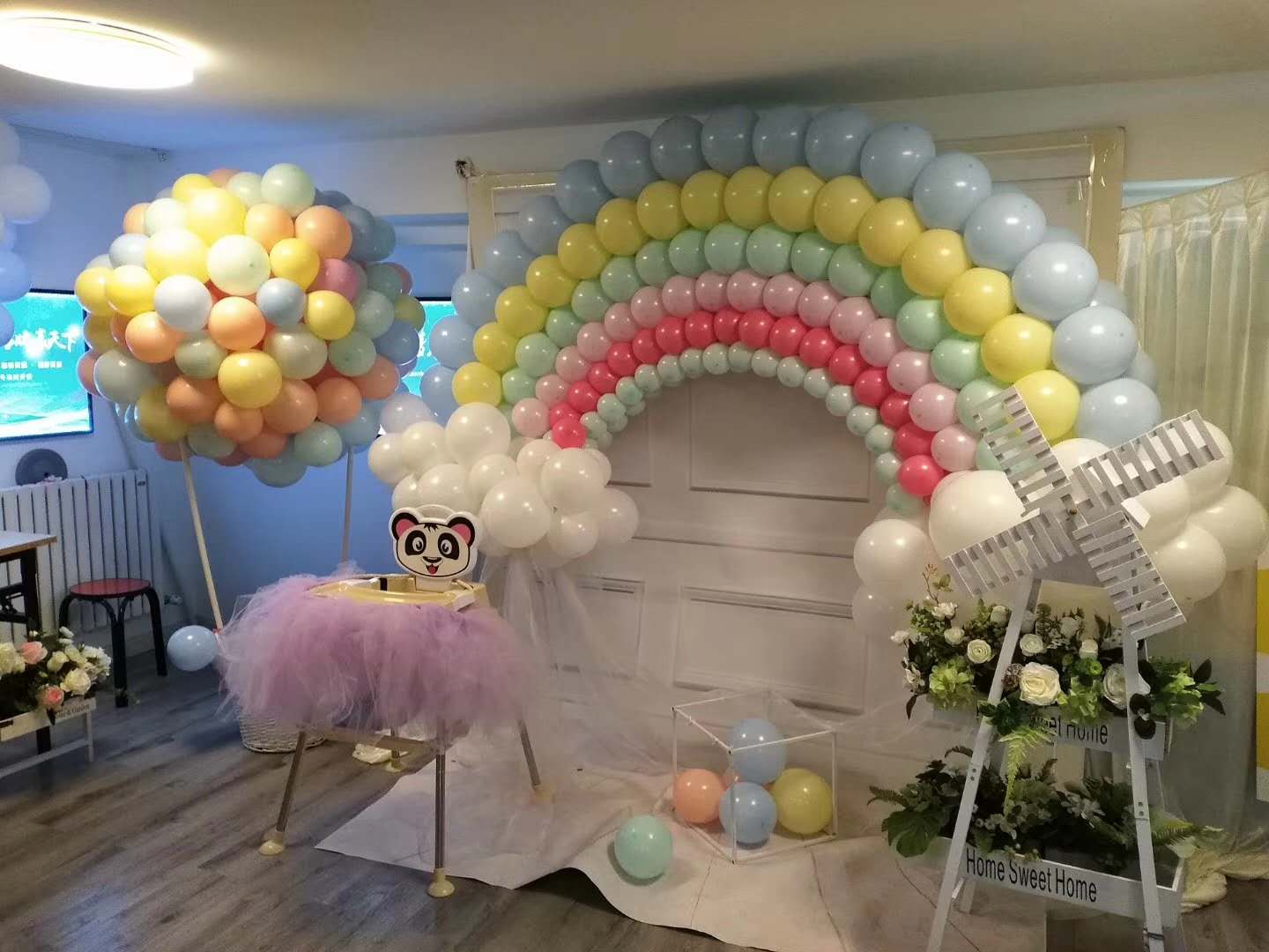 昆明花語花香氣球婚禮婚房氣球求婚