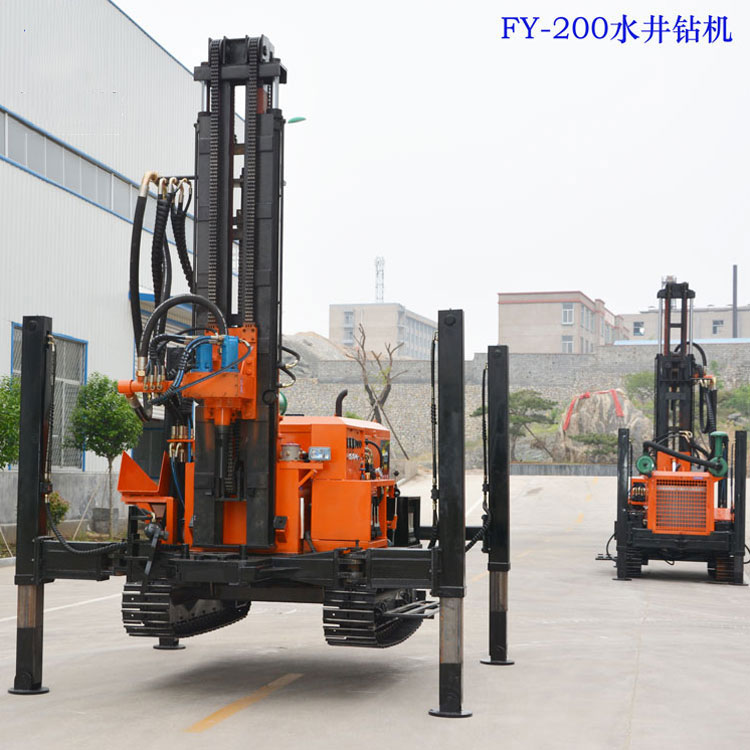 廠家直銷(xiāo)履帶式打井機(jī) 快速挖井機(jī) 氣動(dòng)鉆井機(jī) 氣動(dòng)水井鉆機(jī) 水井鉆機(jī) 打井機(jī) 鉆井機(jī)