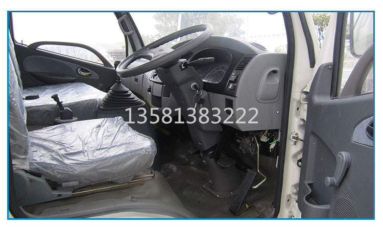 供應(yīng)東風(fēng)輕卡右舵綠化灑水車/8立方灑水車/右舵輕卡綠化灑水車/東風(fēng)輕卡灑水車 東風(fēng)輕卡綠化灑水車 東風(fēng)輕卡右舵綠化灑水車