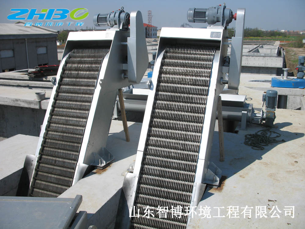回轉(zhuǎn)式格柵機(jī)