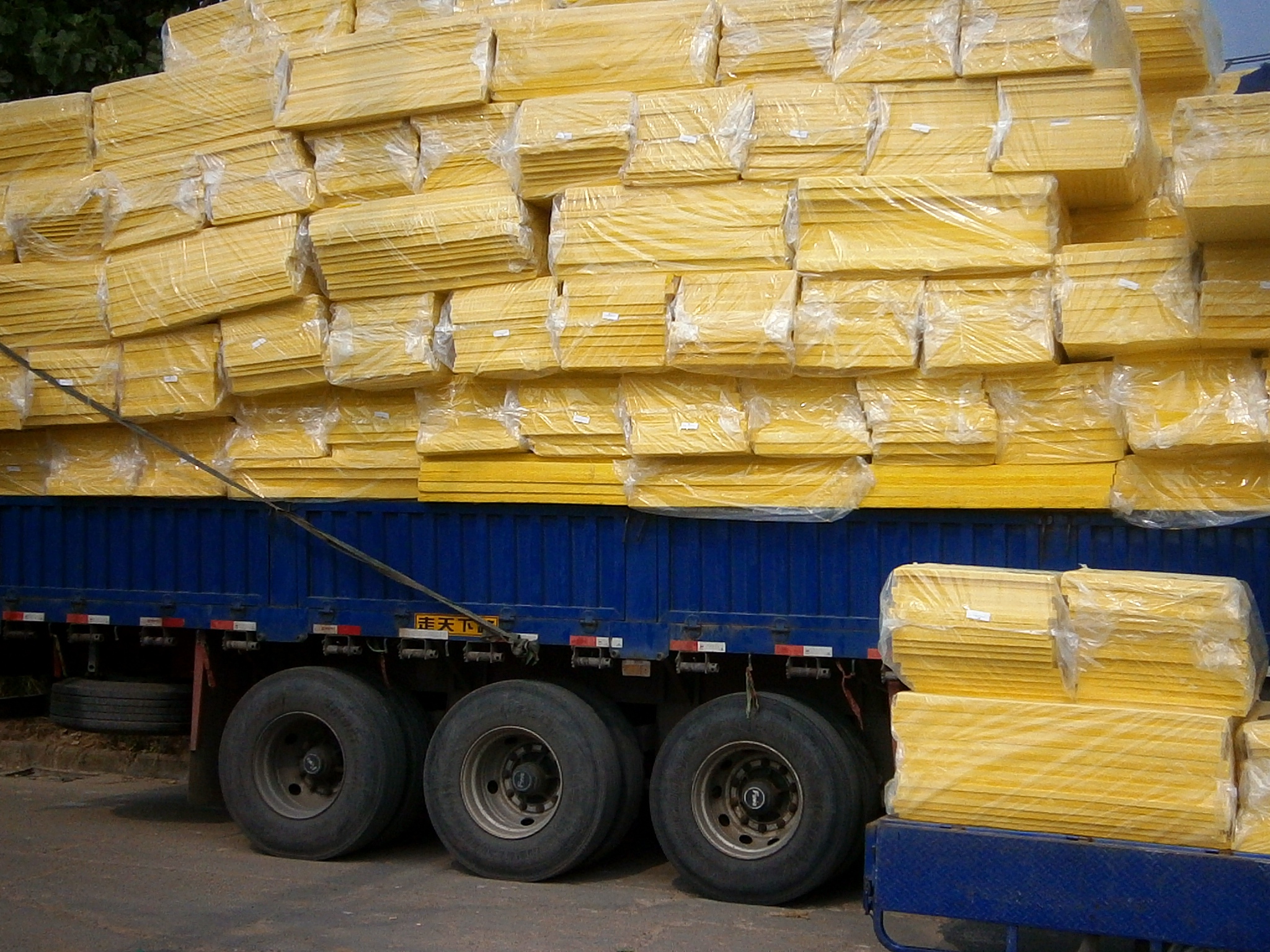 黔東酒吧填充玻璃棉板廠家