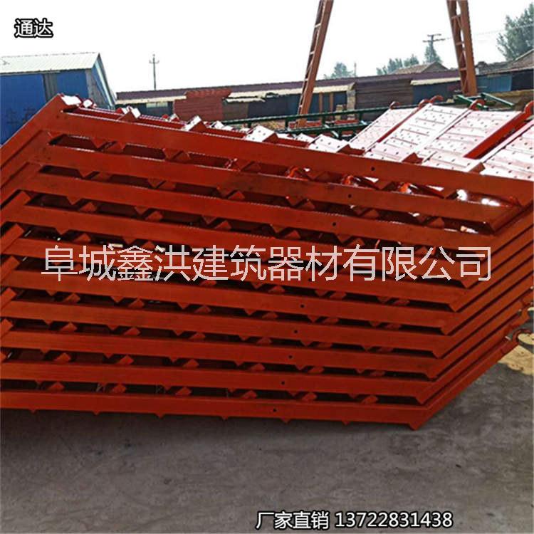 通達箱式梯籠 框架式梯籠 建筑 橋梁施工梯籠 規(guī)格齊全品質(zhì)優(yōu) 橋梁安全施工梯籠