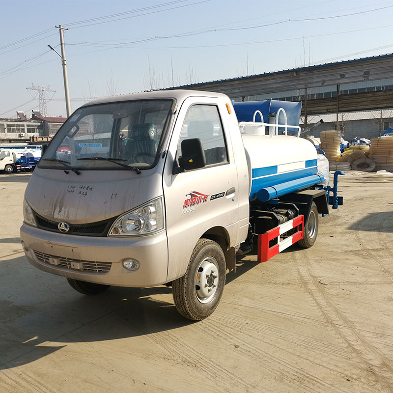黑豹霧炮灑水車廠家熱銷出售
