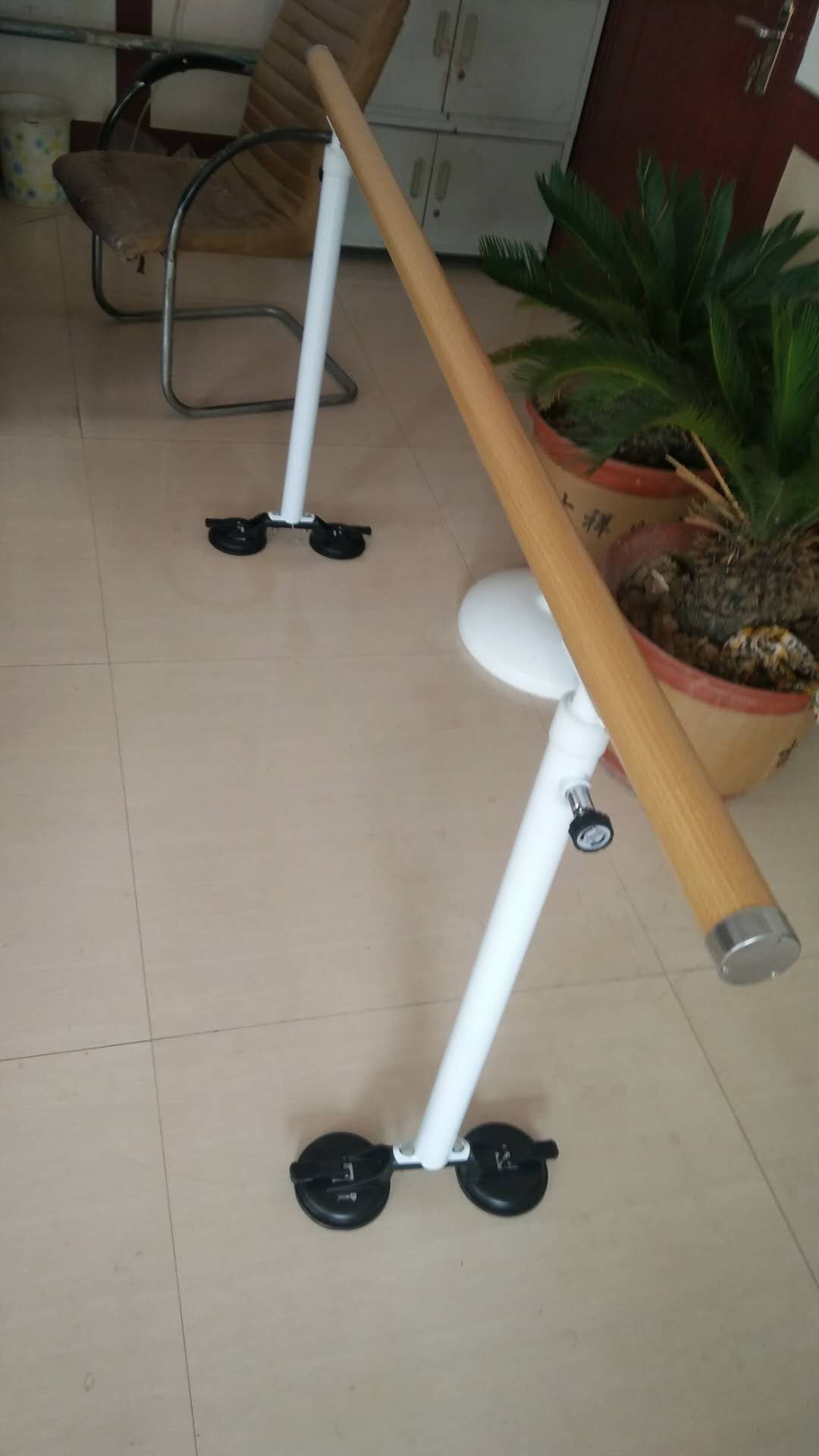 舞蹈把桿，新型舞蹈把桿，吸盤式舞蹈把桿廠家現(xiàn)貨供應(yīng)