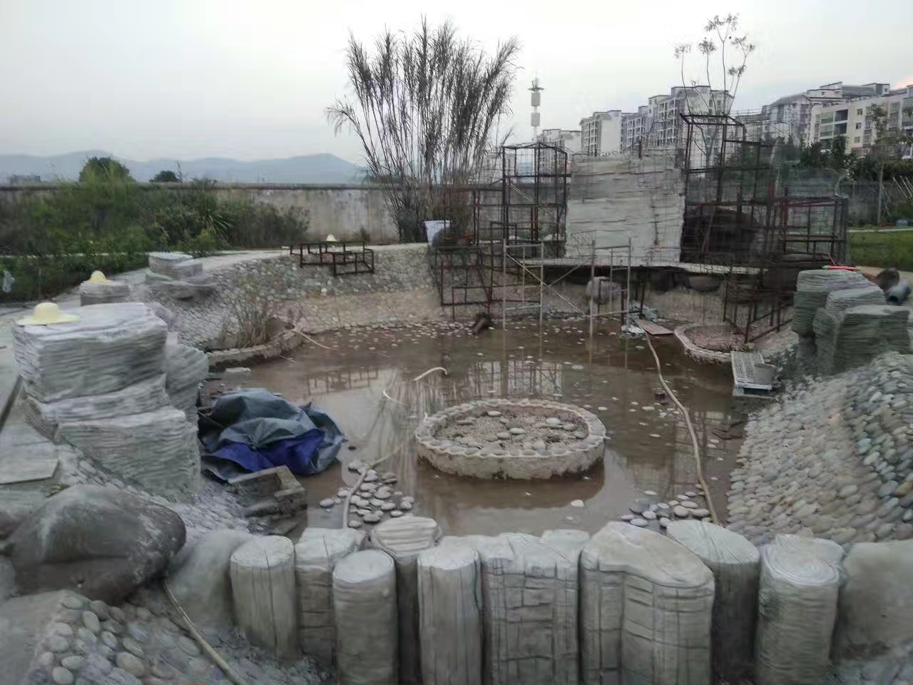 成都優(yōu)質(zhì)水泥雕塑供應商 四川水泥雕塑價格 四川水泥雕塑