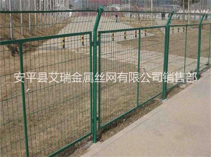 安平綠化隔離網(wǎng) 綠化圍網(wǎng) 綠化護(hù)欄網(wǎng)