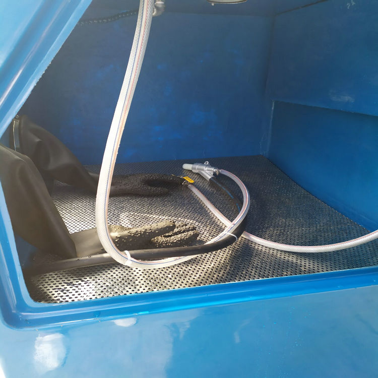 *廠家供應(yīng)濕式噴砂機