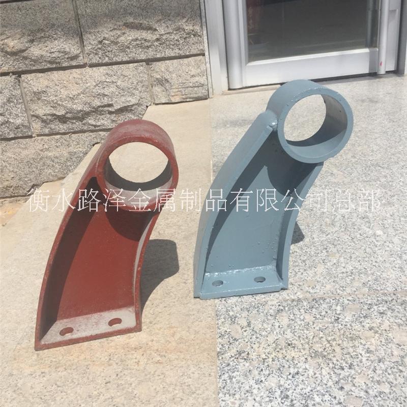 供應(yīng)用于防護(hù)的橋欄護(hù)欄支架廠家直銷