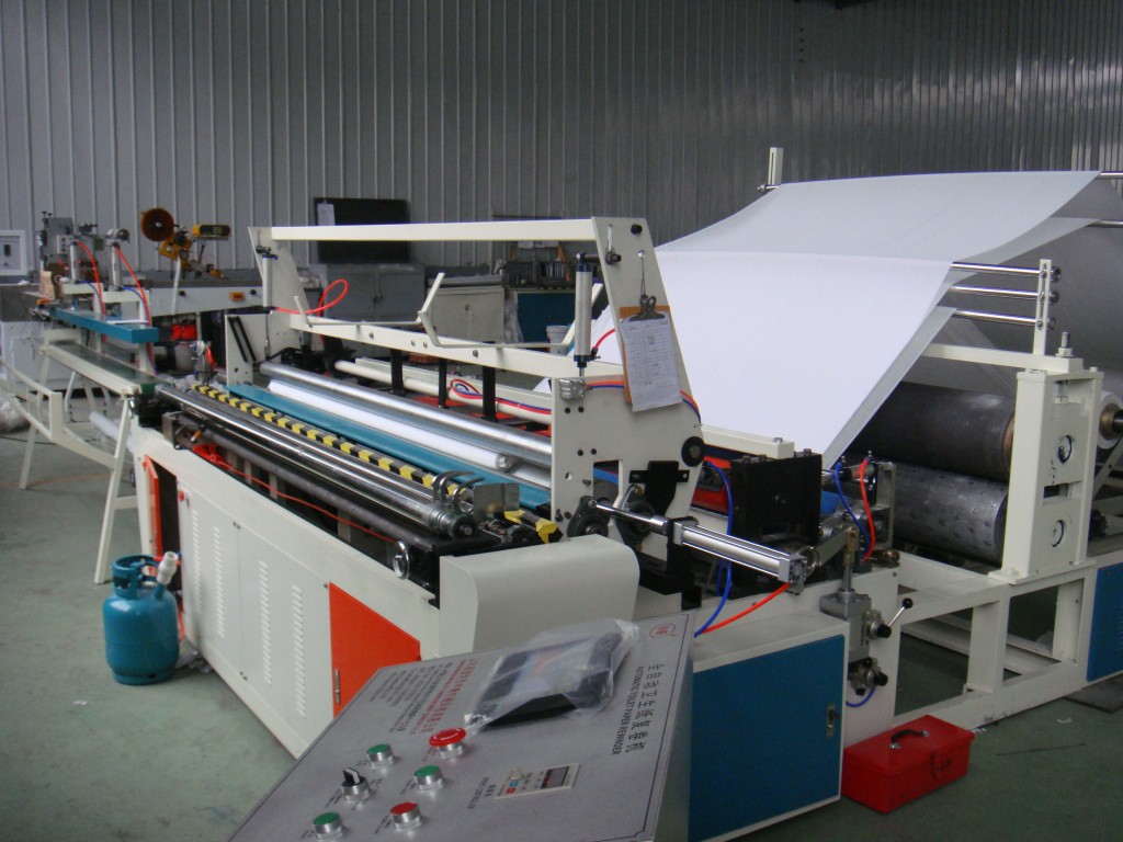 中順全自動(dòng)衛(wèi)生紙加工設(shè)備 卷紙加工機(jī)械 衛(wèi)生紙復(fù)卷機(jī)