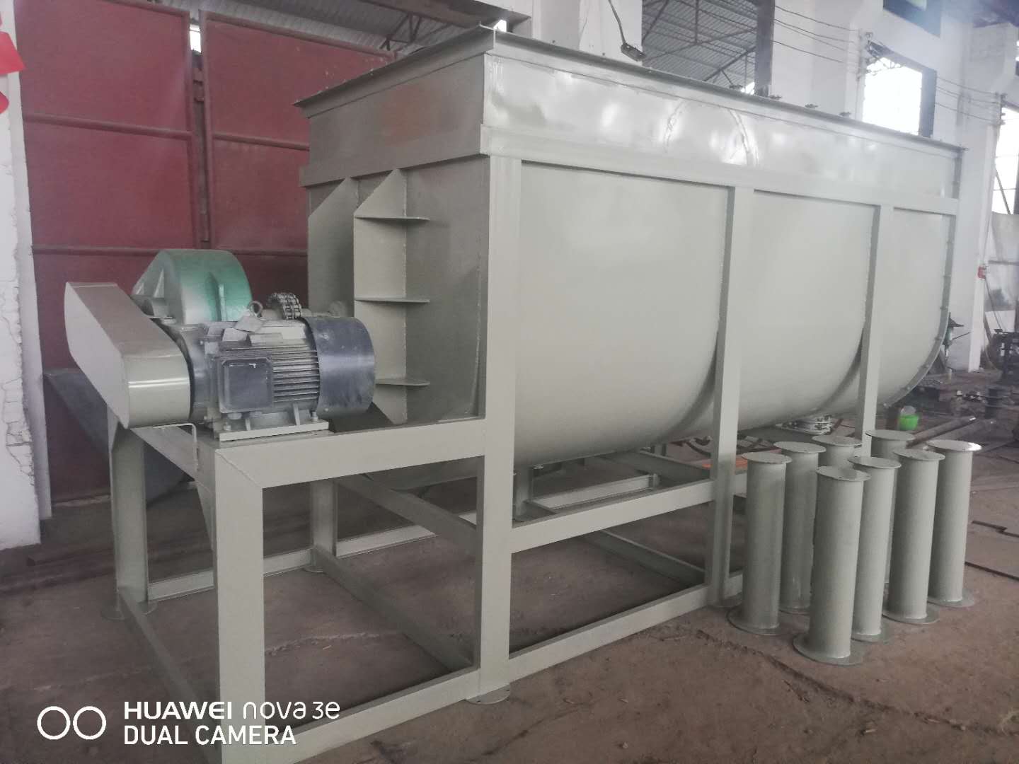 鄭州永友5噸多功能干粉混合機(jī)多功能干粉混合機(jī) 經(jīng)濟(jì)實(shí)用 維修率低