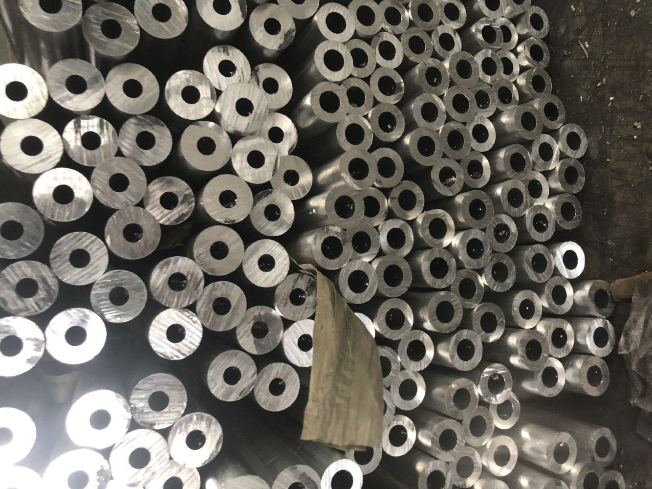 浙江鋁管廠家 6061大口徑鋁管現(xiàn)貨