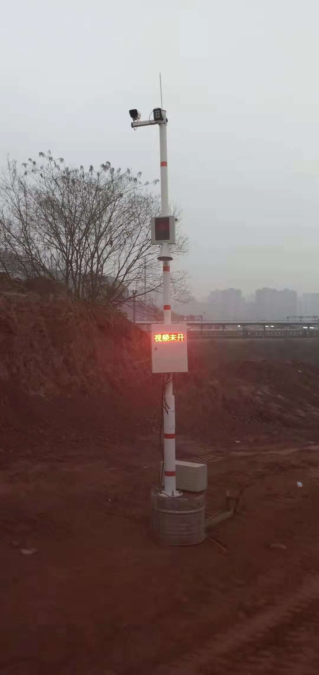 武漢工地渣土車土方車輛計數(shù)系統(tǒng)藍(lán)牙遠(yuǎn)距離刷卡監(jiān)控